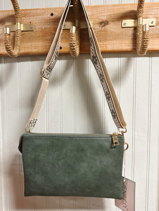 Izzy Crossbody