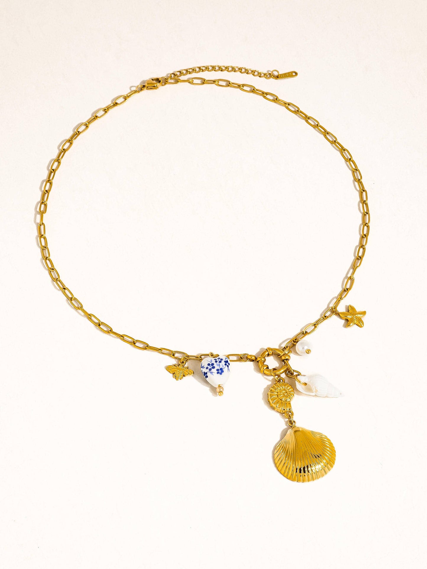 Briar Charm Necklace